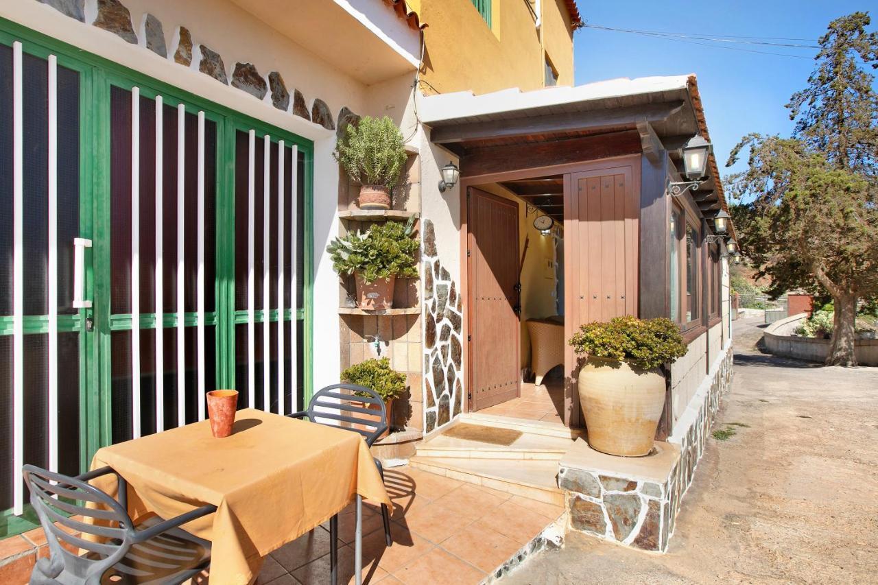 ビラフロール Casa El Parralヴィラ エクステリア 写真