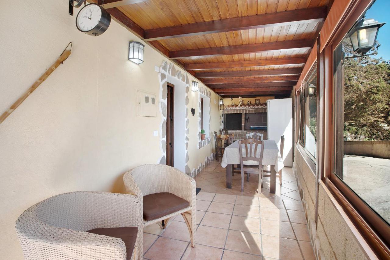 ビラフロール Casa El Parralヴィラ エクステリア 写真